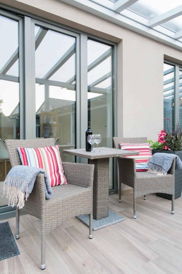 Villa Strokay - Few Minutes Walk From Lake Balaton 케츨리 외부 사진