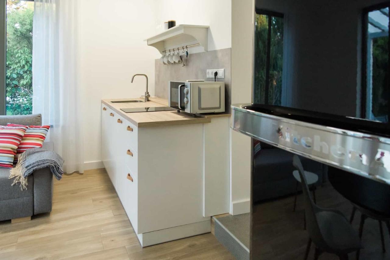 Villa Strokay - Few Minutes Walk From Lake Balaton 케츨리 외부 사진