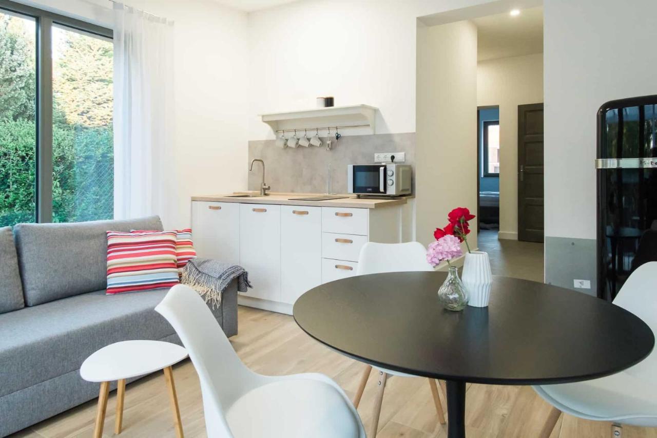 Villa Strokay - Few Minutes Walk From Lake Balaton 케츨리 외부 사진