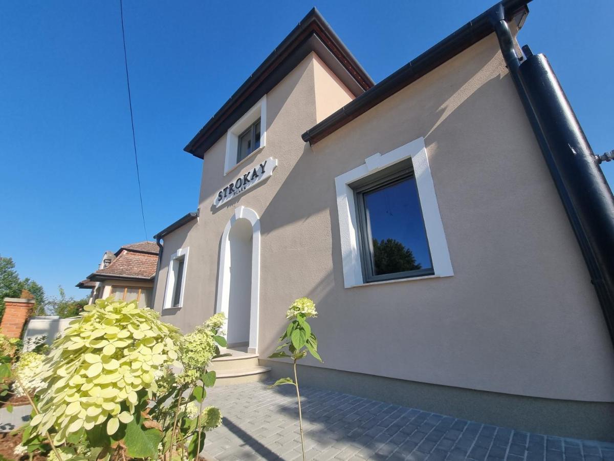 Villa Strokay - Few Minutes Walk From Lake Balaton 케츨리 외부 사진