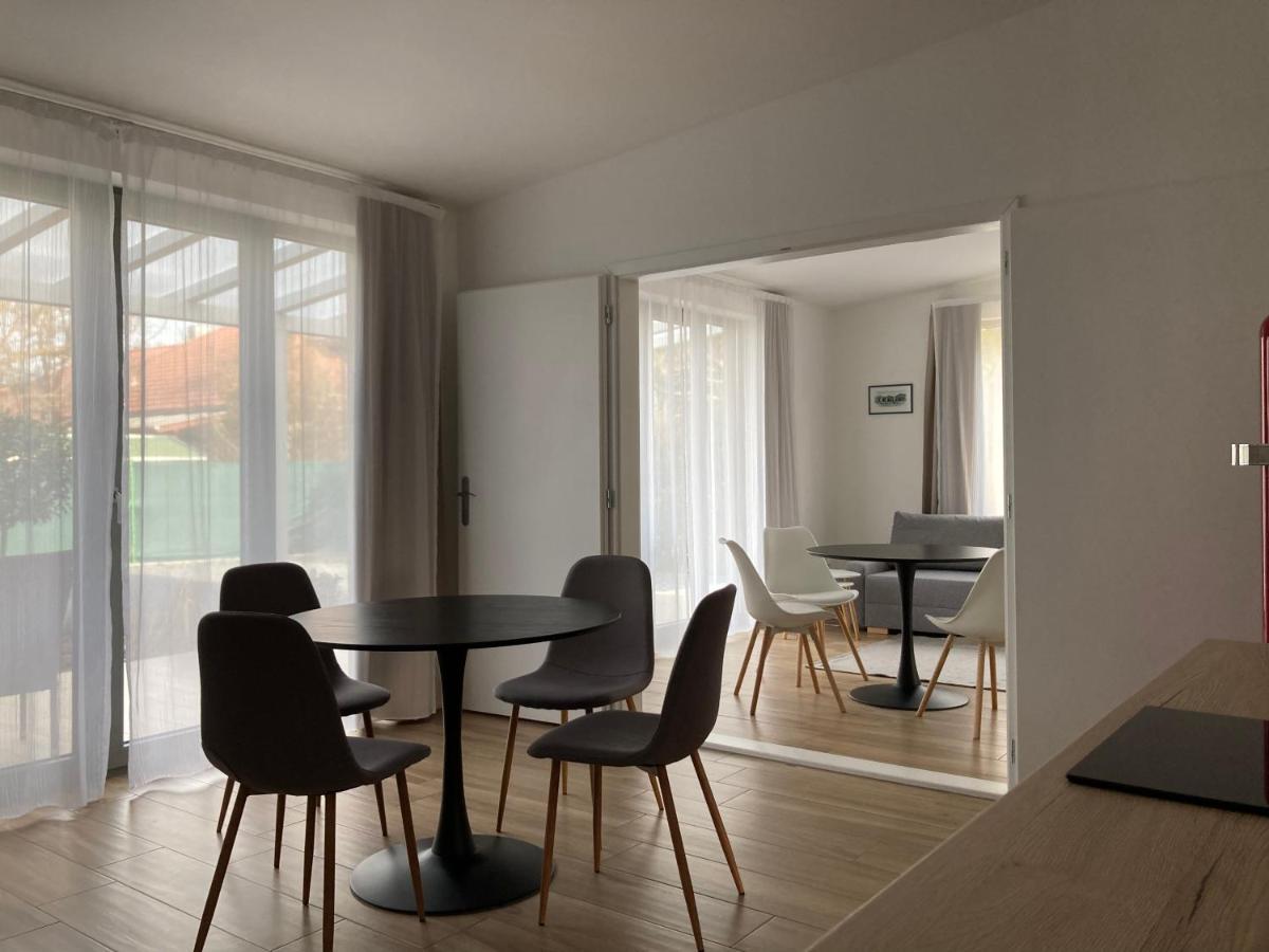 Villa Strokay - Few Minutes Walk From Lake Balaton 케츨리 외부 사진