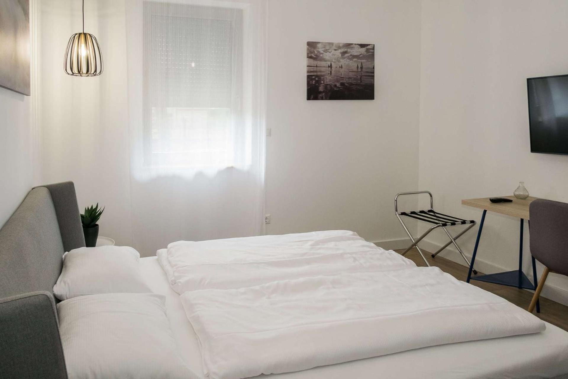 Villa Strokay - Few Minutes Walk From Lake Balaton 케츨리 외부 사진